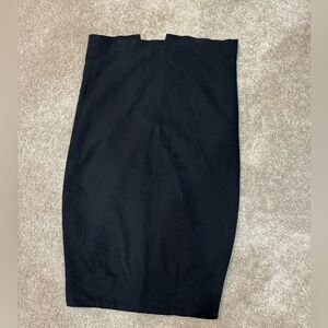 RW&CO ladies black skirt in size 6